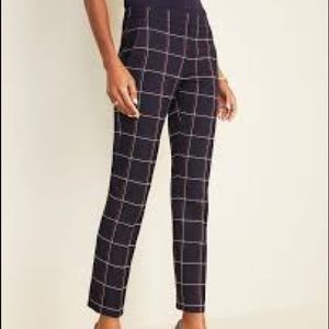 🎈2/$33🎈 Ann Taylor Cropped Navy Plaid Trousers
